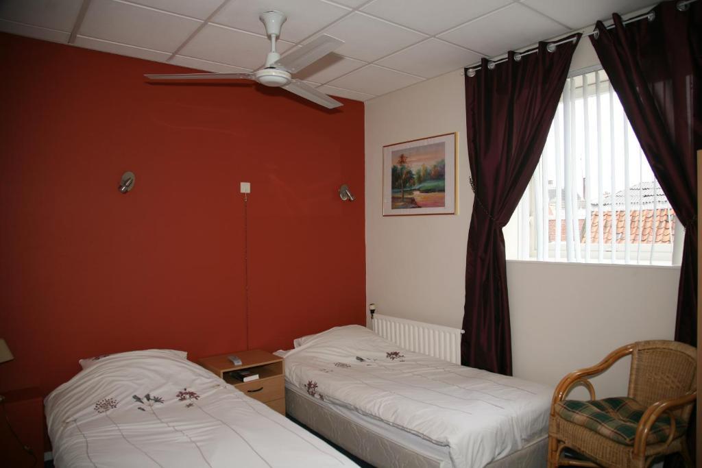 Hotel Restaurant Zeeland Tholen Chambre photo